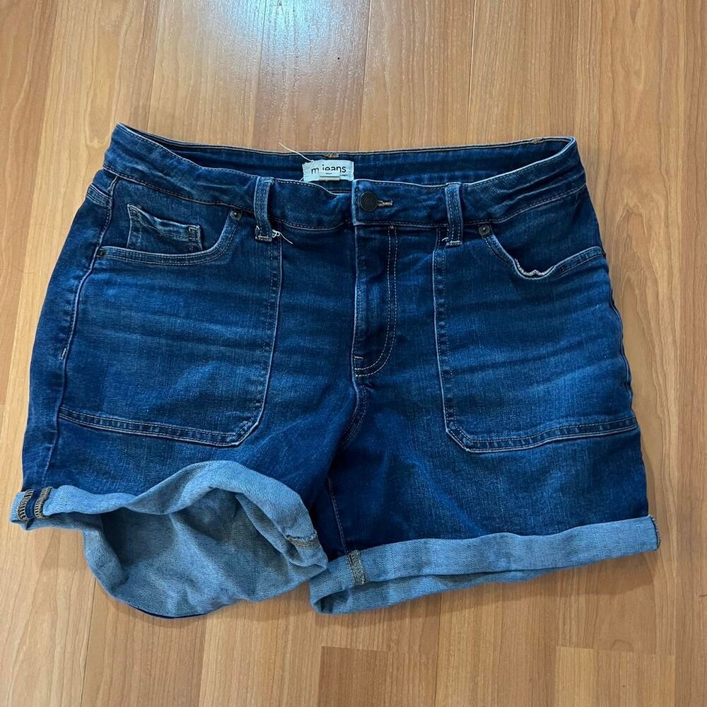 Maurices Women's Blue and Navy Shorts